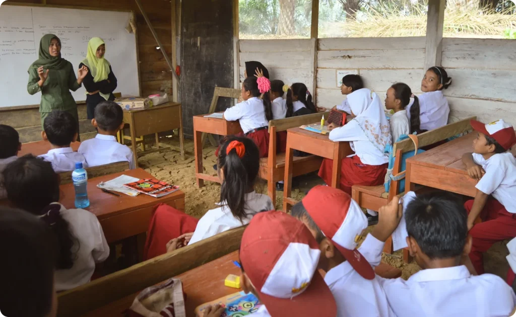 Ruangan Kelas Anak SD